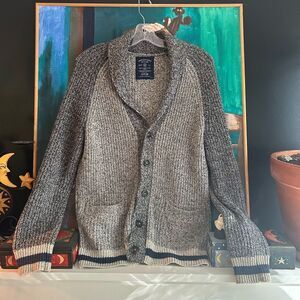 American Eagle Outfitters Gray Cabin Cardigan Size Small